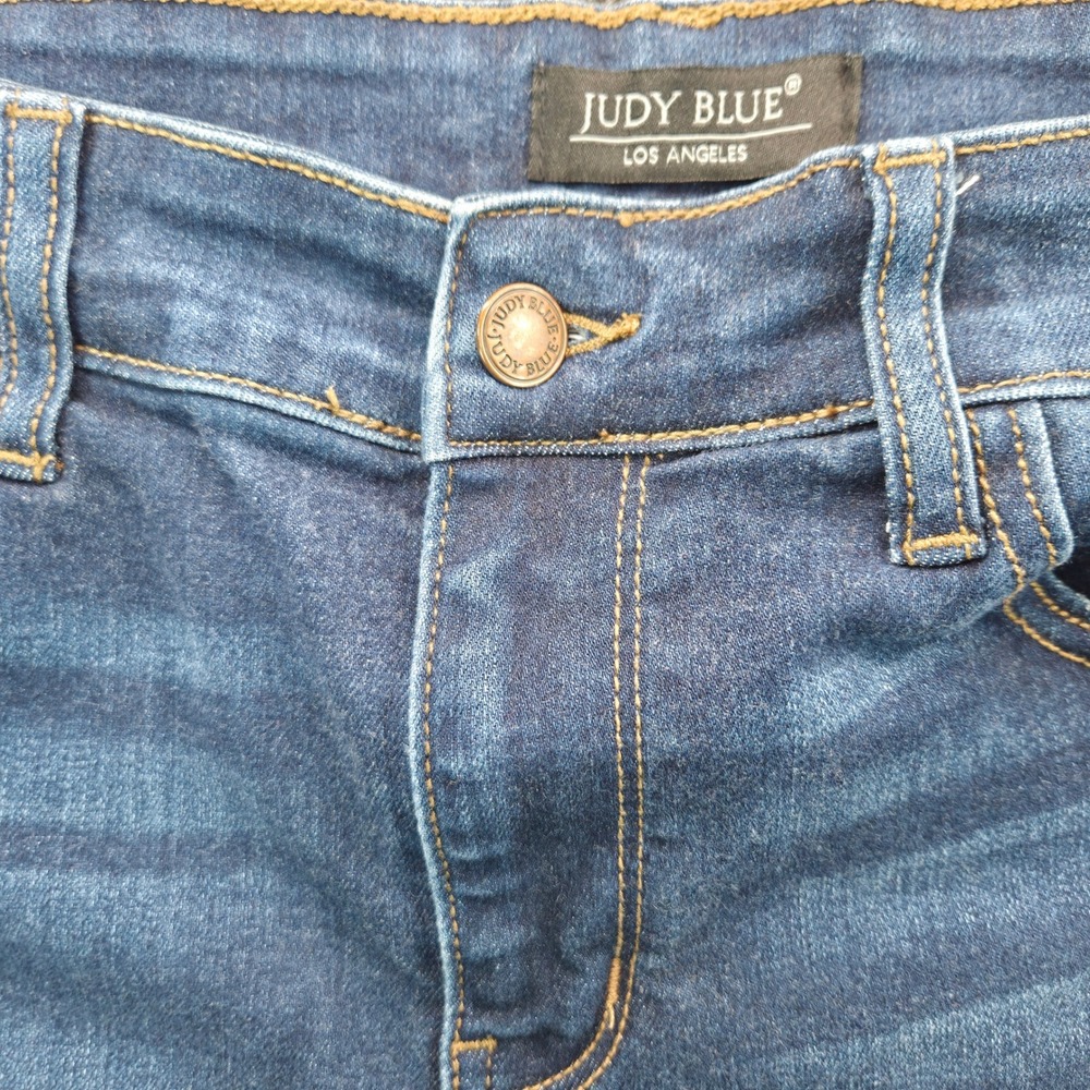 Judy Blue Distressed Denim Shorts 1XL Dark Wash Raw Hem Grunge Y2K - Picture 3 of 11